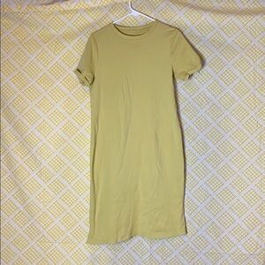 YELLOW MIDI TEE SHIRT DRESS